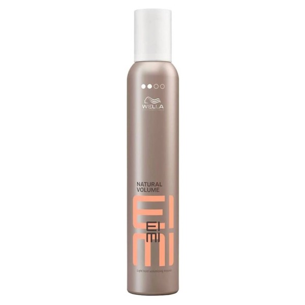 Wella EIMI Natural Volumen Espuma fijadora. 500ml